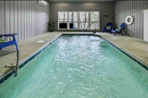 Tennessee Oasis Pool Cabin